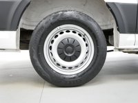 USED 2022 72 VOLKSWAGEN CRAFTER CR35 2.0 TDI 140 BHP L2 MEDIUM TRENDLINE ( AIR CON + SAT NAV ) 1 OWNER | MEDIUM | SAT NAV | AIR CON