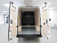 USED 2022 72 VOLKSWAGEN CRAFTER CR35 2.0 TDI 140 BHP L2 MEDIUM TRENDLINE ( AIR CON + SAT NAV ) 1 OWNER | MEDIUM | SAT NAV | AIR CON