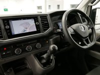 USED 2022 72 VOLKSWAGEN CRAFTER CR35 2.0 TDI 140 BHP L2 MEDIUM TRENDLINE ( AIR CON + SAT NAV ) 1 OWNER | MEDIUM | SAT NAV | AIR CON
