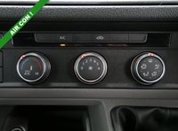 USED 2022 72 VOLKSWAGEN CRAFTER CR35 2.0 TDI 140 BHP L2 MEDIUM TRENDLINE ( AIR CON + SAT NAV ) 1 OWNER | MEDIUM | SAT NAV | AIR CON