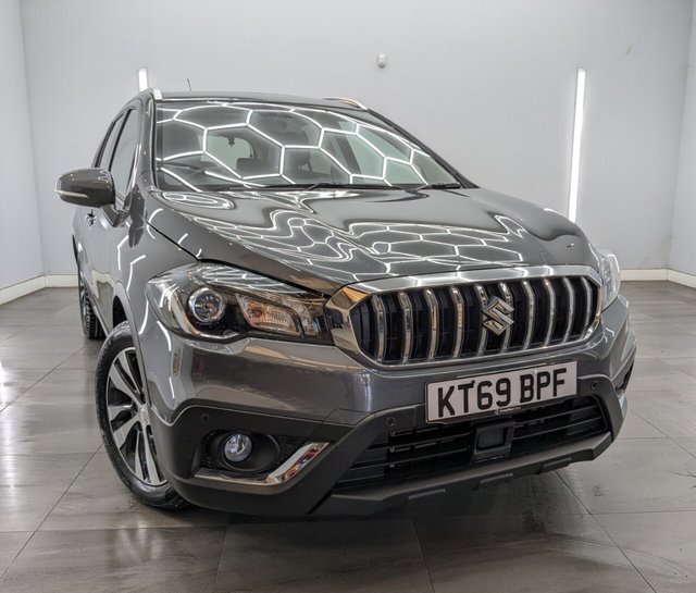 View our SUZUKI SX4 S-CROSS