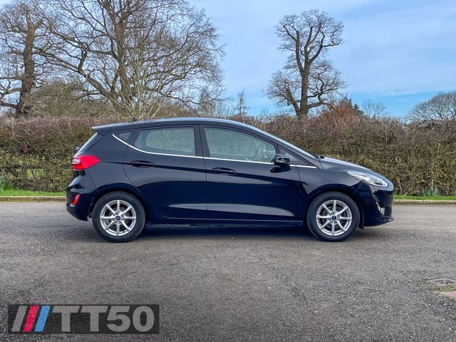 2018 FORD FIESTA - Photo 3