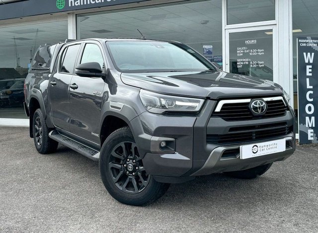 2021 71 Toyota HI-Lux 2.8 D-4D Invincible X Pickup Double Cab 4dr Diesel Auto 4WD Euro 6 (s/s) (204 ps) NO VAT