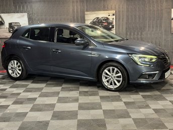 2017 RENAULT MEGANE