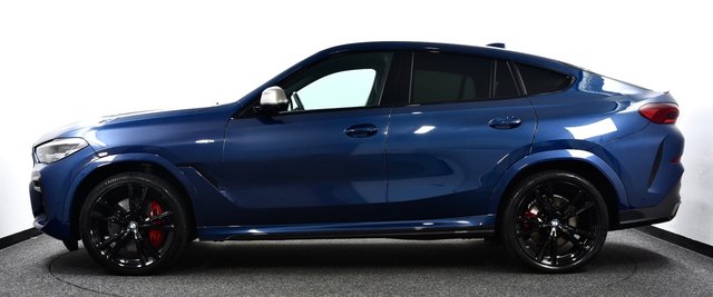 2022 BMW X6 4.4 M50i V8 SUV 5dr Petrol Auto xDrive Euro 6 (s/s) (530 ps)£90k New | Tech + Pk | Sky Pan - Photo 4