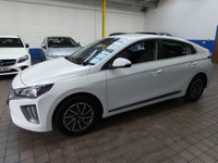 USED 2022 22 HYUNDAI IONIQ 38.3kWh Premium Hatchback 5dr Electric Auto (136 ps) SAT NAV REAR VIEW CAMERA CRUISE CONTROL PARKING SENSORS 1 OWNER EXCELLENT SERVICE HISTORY HYUNDAI WARRANTY