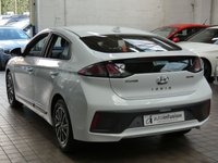 USED 2022 22 HYUNDAI IONIQ 38.3kWh Premium Hatchback 5dr Electric Auto (136 ps) SAT NAV REAR VIEW CAMERA CRUISE CONTROL PARKING SENSORS 1 OWNER EXCELLENT SERVICE HISTORY HYUNDAI WARRANTY