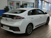 USED 2022 22 HYUNDAI IONIQ 38.3kWh Premium Hatchback 5dr Electric Auto (136 ps) SAT NAV REAR VIEW CAMERA CRUISE CONTROL PARKING SENSORS 1 OWNER EXCELLENT SERVICE HISTORY HYUNDAI WARRANTY