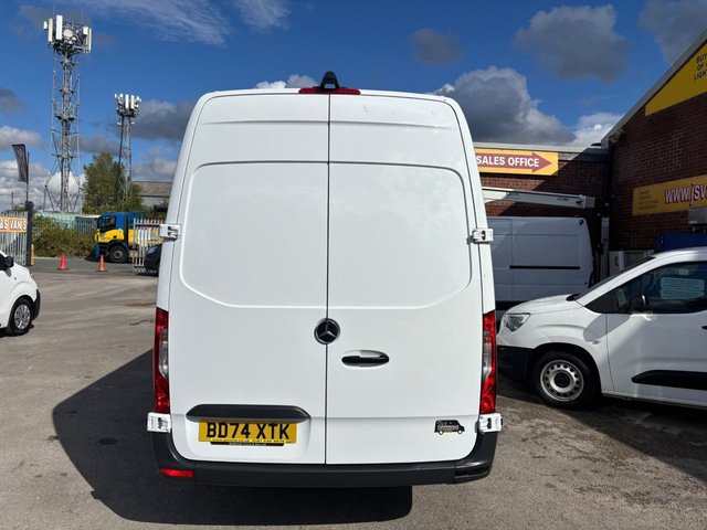 2025 MERCEDES-BENZ SPRINTER £38995 + VAT PRO FRIDGE FREEZER L.W.B VAN STOCKPORT - Photo 6