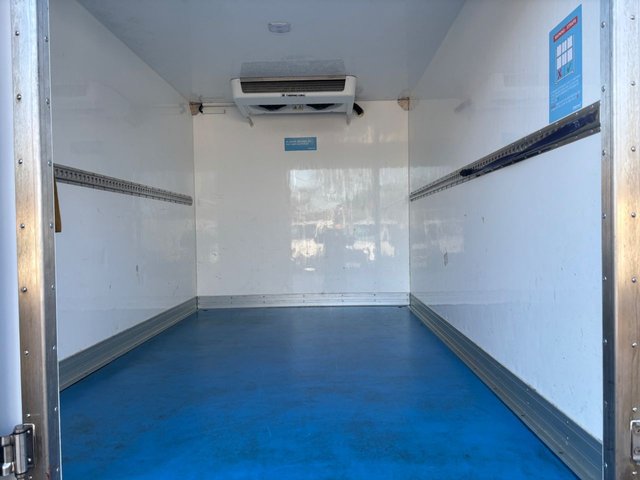 2023 MERCEDES-BENZ SPRINTER £23995 + VAT FRIDGE BOX FREEZER - 25 DEGREES STOCKPORT - Photo 3