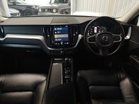 USED 2020 70 VOLVO XC60 2.0 B5 MHEV Momentum SUV 5dr Petrol Hybrid Auto Euro 6 (s/s) (250 ps) 