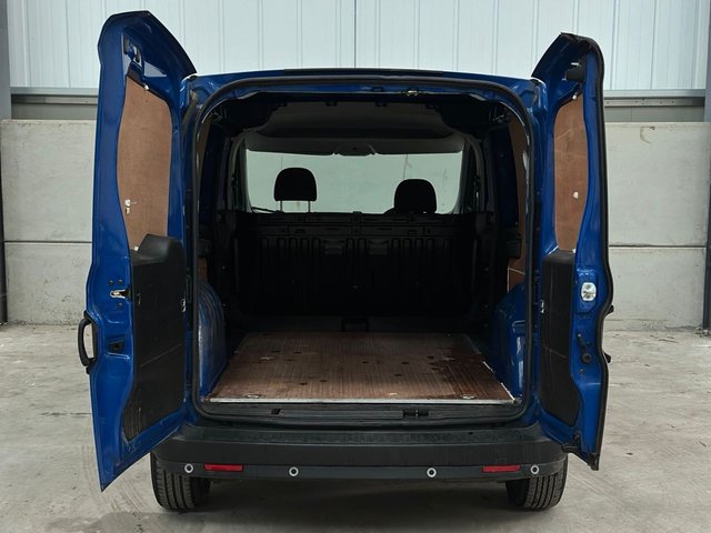 2016 VAUXHALL COMBO - Photo 10