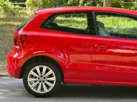 USED 2010 59 VOLKSWAGEN POLO 1.4 SEL Hatchback 3dr Petrol DSG Euro 5 (85 ps) 
