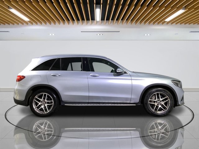 2017 Mercedes-Benz Glc 2.1L Amg Line 5dr - Photo 9