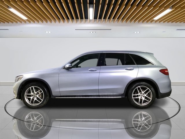 2017 Mercedes-Benz Glc 2.1L Amg Line 5dr - Photo 5