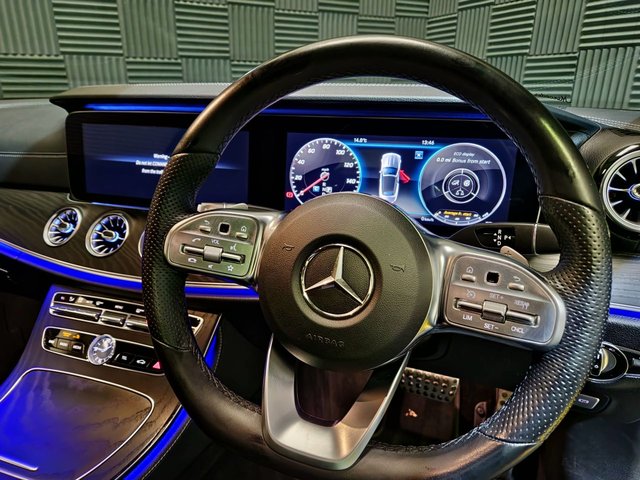 2020 Mercedes-Benz E-CLASS - Photo 8