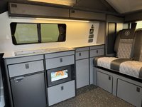 USED 2025 25 VOLKSWAGEN TRANSPORTER 2.0 TDI COMMERCE PRO T30 LWB AUTO 170 BHP 2025 MODEL NEW TRANSPORTER LWB WITH TAILGATE AND SINGLE FRONT SEATS