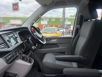 USED 2020 70 VOLKSWAGEN TRANSPORTER 2.0 TDI T32 Highline Kombi Double Cab 5dr Diesel Manual FWD SWB Euro 6 (s/s) (150 ps) 