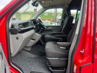 USED 2020 70 VOLKSWAGEN TRANSPORTER 2.0 TDI T32 Highline Kombi Double Cab 5dr Diesel Manual FWD SWB Euro 6 (s/s) (150 ps) 