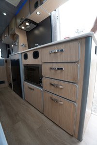 USED 2021 71 CITROEN RELAY 2.2  DIESEL MANUAL 140 BHP 2 BERTH 4 TRAVEL SEATS LUXURY CAMPERVAN AIR SUSPENSION