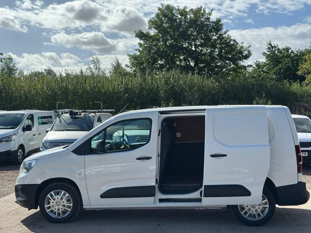 2020 VAUXHALL COMBO - Photo 12