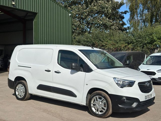 2020 VAUXHALL COMBO - Photo 2
