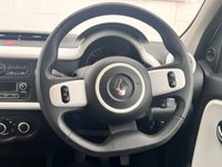 USED 2016 16 RENAULT TWINGO 1.0 SCe Play Hatchback 5dr Petrol Manual Euro 6 (70 ps) www.suffolkcarcentre.co.uk - Located at Lowestoft