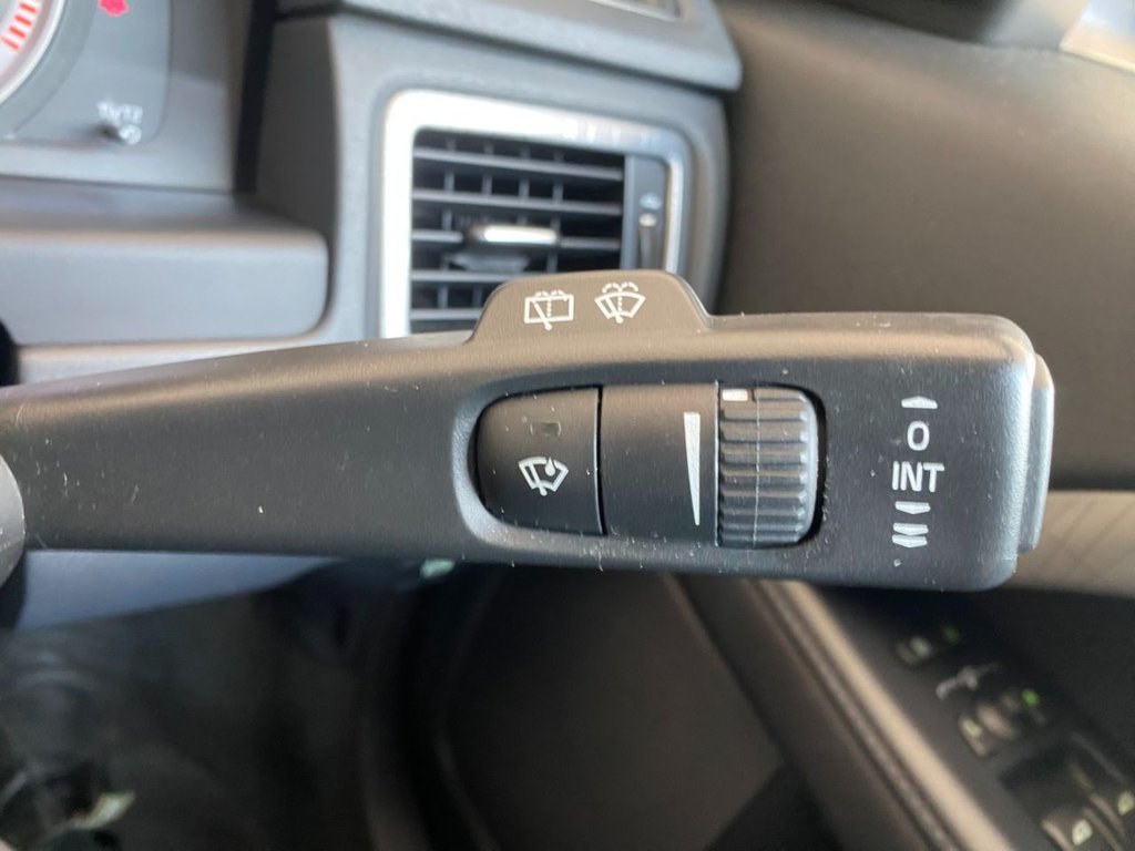 USED 2013 13 VOLVO XC70 2.4 D5 SE Lux Estate 5dr Diesel Geartronic AWD Euro 5 (215 ps) DAB SAT NAV WINTER PACK