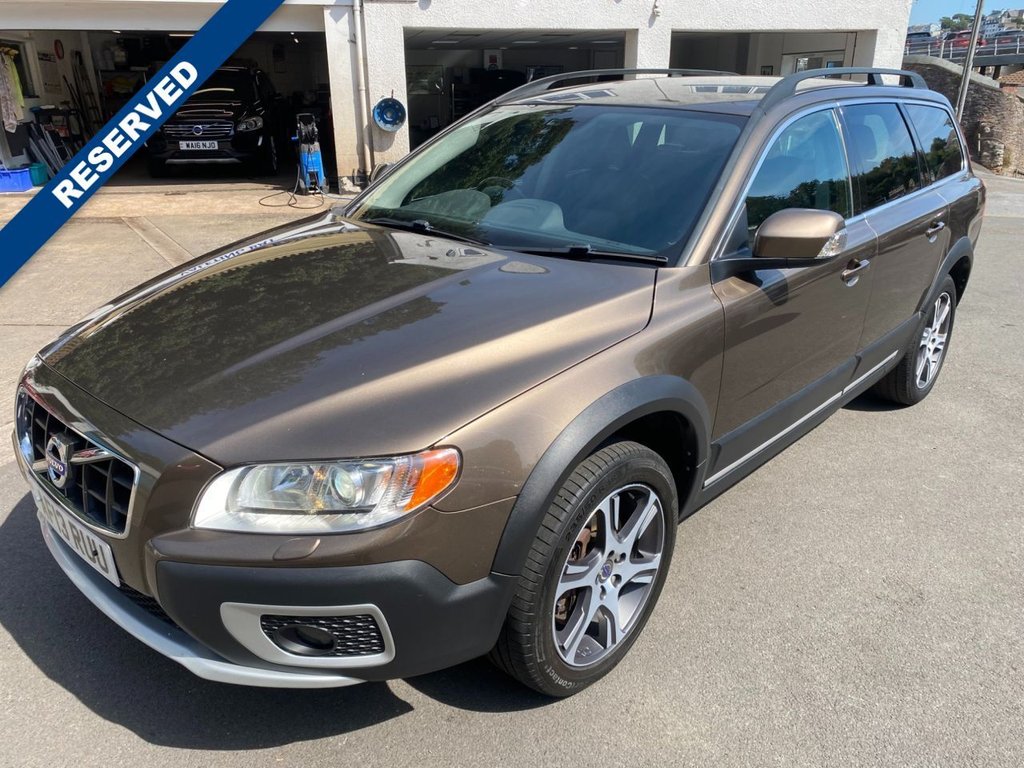USED 2013 13 VOLVO XC70 2.4 D5 SE Lux Estate 5dr Diesel Geartronic AWD Euro 5 (215 ps) DAB SAT NAV WINTER PACK