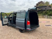 USED 2016 16 VOLKSWAGEN TRANSPORTER 2.0 TDI T32 BlueMotion Tech Highline Kombi Double Cab 5dr Diesel DSG FWD SWB Euro 5 (s/s) (140 ps) Just arrived!!