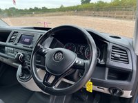 USED 2016 16 VOLKSWAGEN TRANSPORTER 2.0 TDI T32 BlueMotion Tech Highline Kombi Double Cab 5dr Diesel DSG FWD SWB Euro 5 (s/s) (140 ps) Just arrived!!