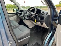 USED 2016 16 VOLKSWAGEN TRANSPORTER 2.0 TDI T32 BlueMotion Tech Highline Kombi Double Cab 5dr Diesel DSG FWD SWB Euro 5 (s/s) (140 ps) Just arrived!!