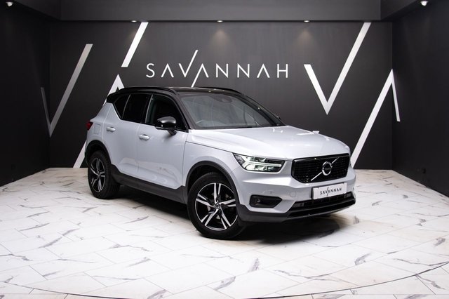 View our VOLVO XC40