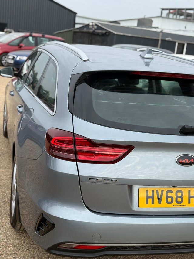 2018 KIA CEED - Photo 8