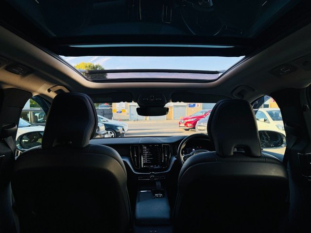 2021 Volvo Xc60 2L Inscription Expression 5dr - Photo 2