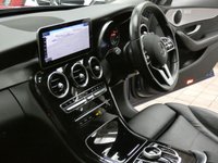 USED 2021 70 MERCEDES-BENZ C-CLASS 2.0 C300de 13.5kWh Sport Edition Estate 5dr Diesel Plug-in Hybrid G-Tronic+ Euro 6 (s/s) (306 ps) SAT NAV HEATED LEATHER SEATS REAR VIEW CAMERA CRUISE CONTROL PARKING SENSORS 1 OWNER SERVICE HISTORY 5 MERC SERVICES TO 99K MILES WARRANTY