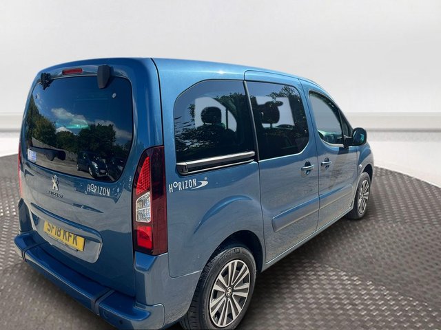 2018 PEUGEOT PARTNER TEPEE - Photo 4