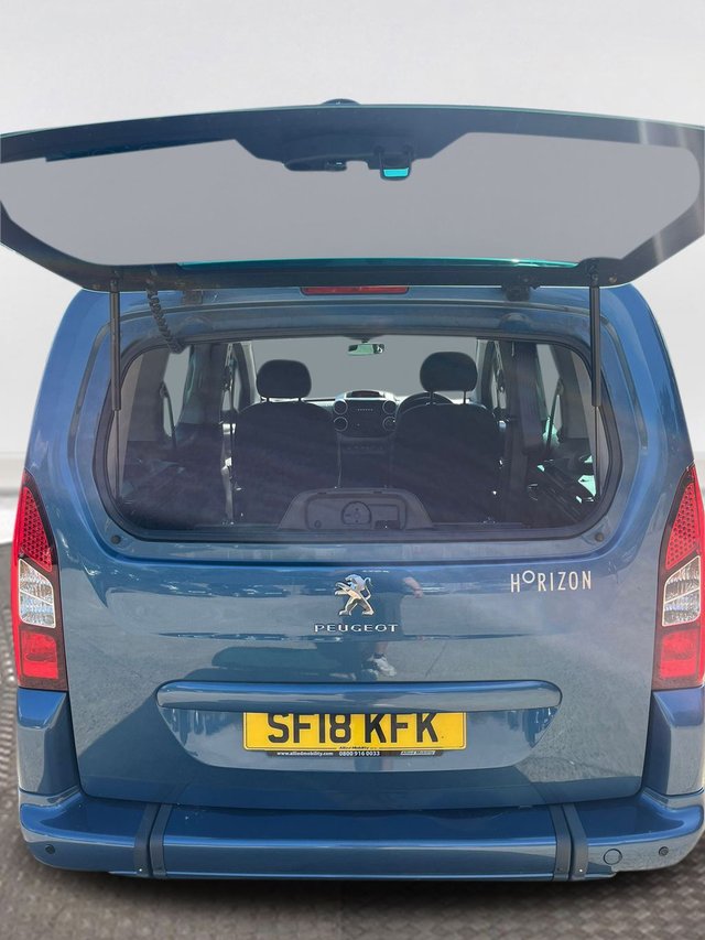2018 PEUGEOT PARTNER TEPEE - Photo 6
