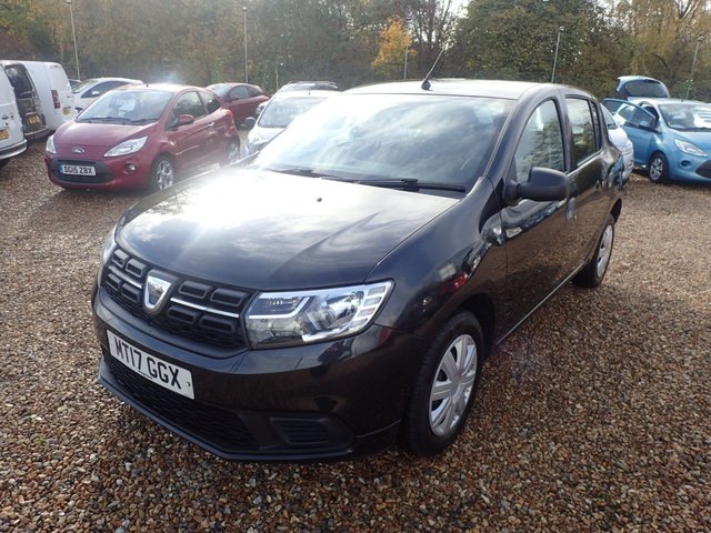 2017 DACIA SANDERO 1.0 SCe Ambiance Hatchback 5dr Petrol Manual Euro 6 (75 ps) - Photo 3
