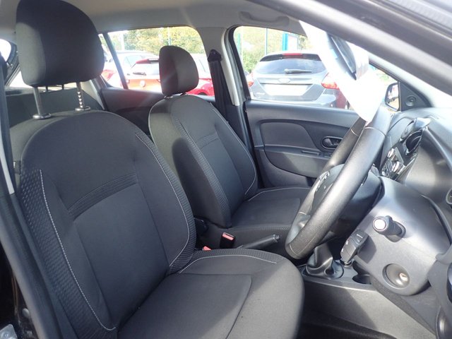 2017 DACIA SANDERO 1.0 SCe Ambiance Hatchback 5dr Petrol Manual Euro 6 (75 ps) - Photo 6