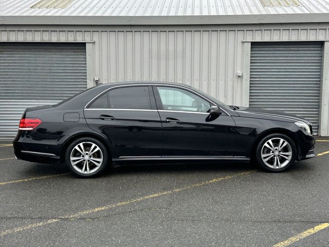 2015 Mercedes-Benz E-CLASS - Photo 6