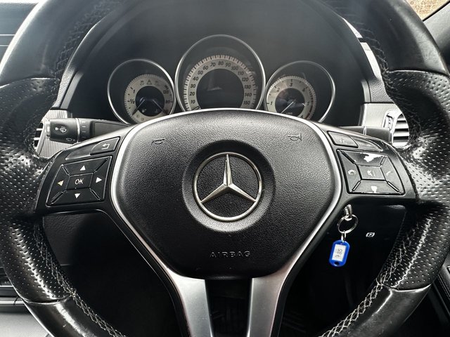 2015 Mercedes-Benz E-CLASS - Photo 12