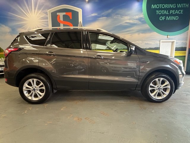 2016 Ford Kuga 2L Titanium 5dr - Photo 4