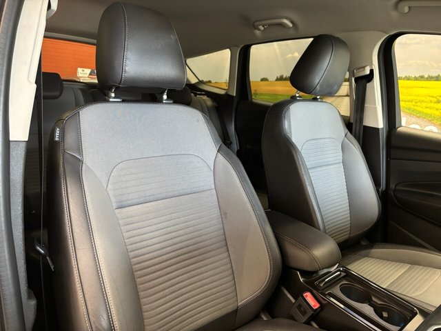 2016 Ford Kuga 2L Titanium 5dr - Photo 11