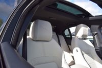 USED 2023 72 JAGUAR XE 2.0 D200 MHEV R-Dynamic Black Saloon 4dr Diesel Auto Euro 6 (s/s) (204 ps) PAN ROOF / BLACK PK / 1 OWNER