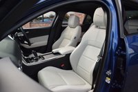 USED 2023 72 JAGUAR XE 2.0 D200 MHEV R-Dynamic Black Saloon 4dr Diesel Auto Euro 6 (s/s) (204 ps) PAN ROOF / BLACK PK / 1 OWNER