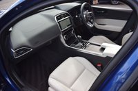 USED 2023 72 JAGUAR XE 2.0 D200 MHEV R-Dynamic Black Saloon 4dr Diesel Auto Euro 6 (s/s) (204 ps) PAN ROOF / BLACK PK / 1 OWNER