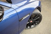 USED 2023 72 JAGUAR XE 2.0 D200 MHEV R-Dynamic Black Saloon 4dr Diesel Auto Euro 6 (s/s) (204 ps) PAN ROOF / BLACK PK / 1 OWNER