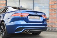 USED 2023 72 JAGUAR XE 2.0 D200 MHEV R-Dynamic Black Saloon 4dr Diesel Auto Euro 6 (s/s) (204 ps) PAN ROOF / BLACK PK / 1 OWNER
