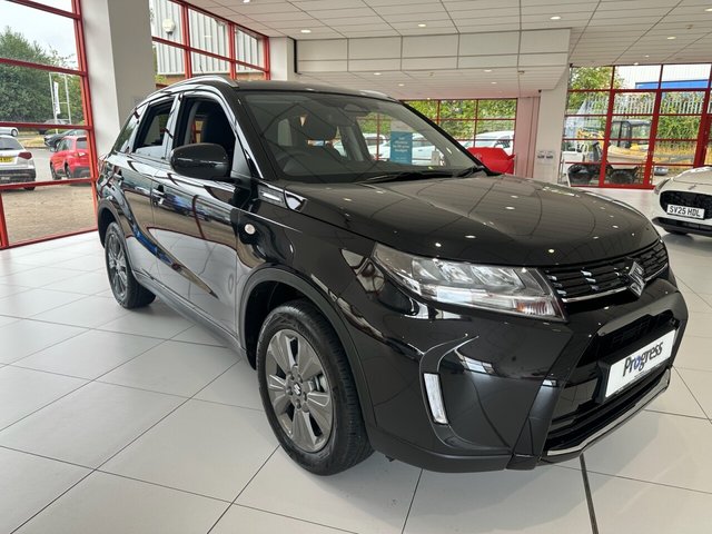 2025 SUZUKI VITARA